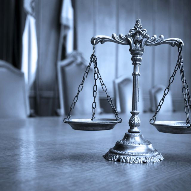 Servicios civiles - Lcda. Wanda Hernández